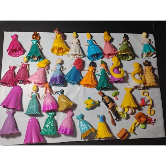 Disney Princess Magiclip Figure Lot 19 Figures Accessories & More - Picture 6 of 10